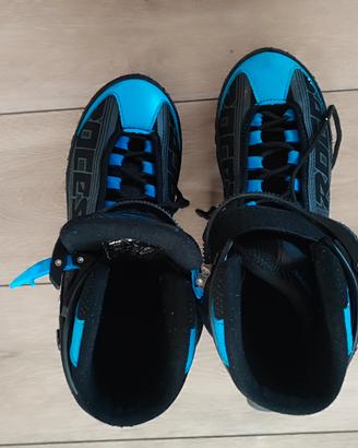 Roller blades 