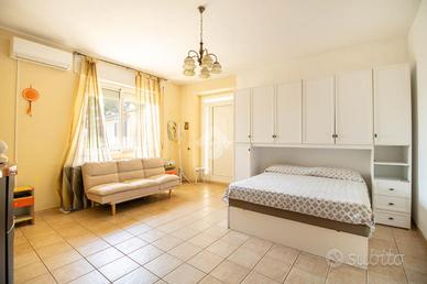CASA INDIPENDENTE A FERMO