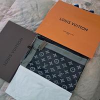 sciarpa stola scialle Louis Vuitton nera grigia