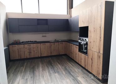 Cucina industriale componibile con elettrodomestic