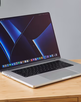 MacBook Pro 16" M1 max