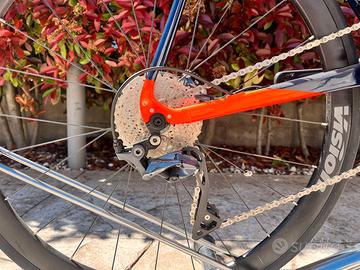 BICI A PEDALATA ASSISTITA BH CORE ULTEGRA  12 V