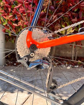 BICI A PEDALATA ASSISTITA BH CORE ULTEGRA  12 V