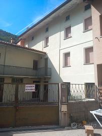 Casa disposta su 2 piani
