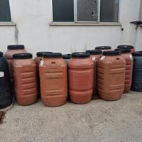 Fusti in plastica 200 litri 