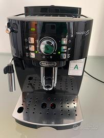 De Longhi magnifica S