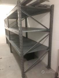 Scaffalatura da officina