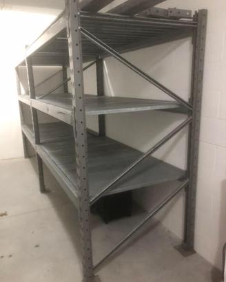 Scaffalatura da officina