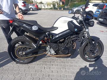 F800R