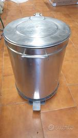 Portarifiuti Carrellato  Comando a Pedale  Acciaio