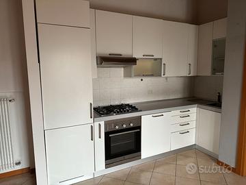 Cucina Completa Bianca + Elettrodomestici