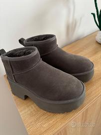 Stivaletti UGG