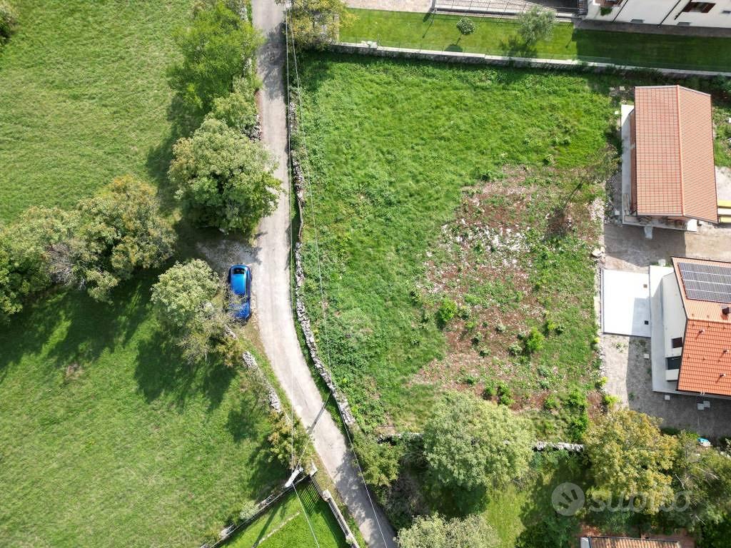 Terreno di 997 m² a Sgonico - Altro