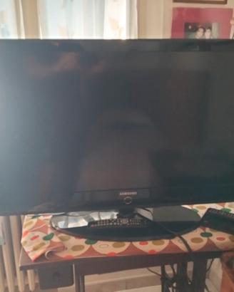 TV LCD Samsung 40" modello LE40A436T (2009)