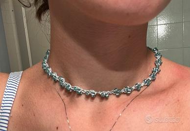 Collana girocollo realizzata a mano all’uncinetto