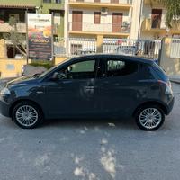 lancia y 1.3 multijet 95cv