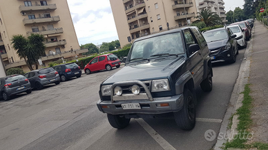 DAIHATSU Feroza - 1998