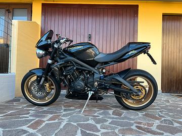 Triumph Street Triple R 675 2011