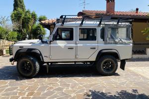 land rover defender 110