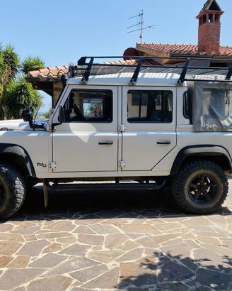land rover defender 110