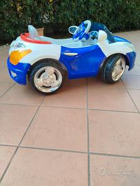 Macchina elettrica con acceleratore 