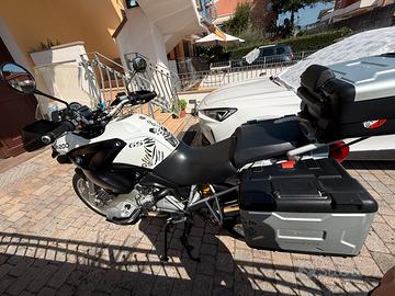 Prezzo 4800.00€
