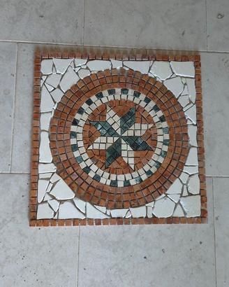 Mosaico in marmo