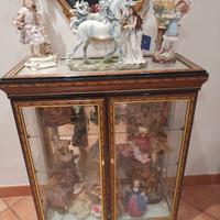 Oggettistica e mobilio classici