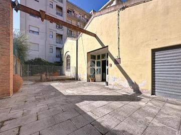 CAPANNONE A PONTEDERA