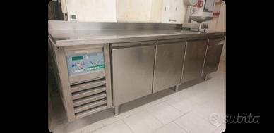 tavolo refrigerato a 4 porte