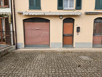 Negozio / ufficio 50mq con parcheggio