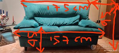 Divano in alcanatara in buone condizioni