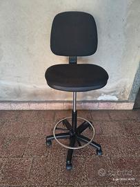 Sedia regolabile da ufficio o casa