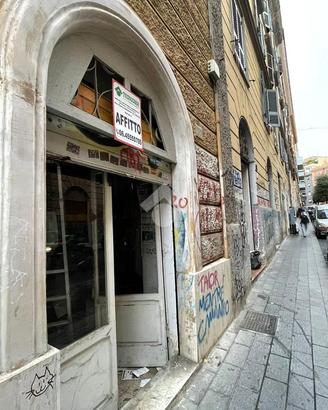NEGOZIO A ROMA