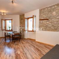 TERRACIELO RISTRUTTURATO NEL CUORE DI CISANO