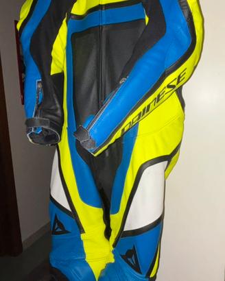 Tuta moto Dainese in pelle / nuova.