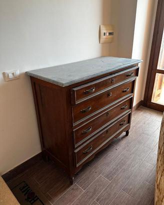 Cassettone Antico a 4 Cassetti con Piano in Marmo