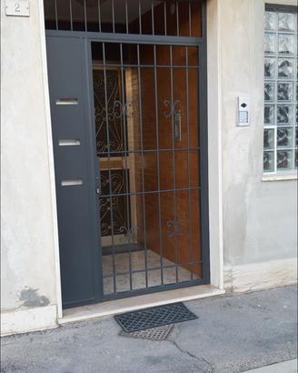 cancello pre ingresso in ferro battuto