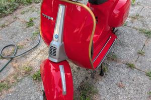 Vespa Special 