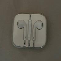 Earpods Apple con connettore lightning