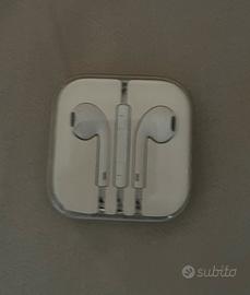 Earpods Apple con connettore lightning
