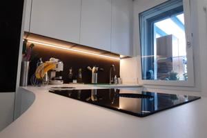 Villetta moderna in mezzo al parco