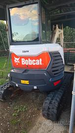 Miniescavatore Bobcat E35Z