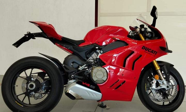 Ducati Panigale V4 S