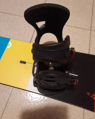 Tavola Snowboard con attacchi