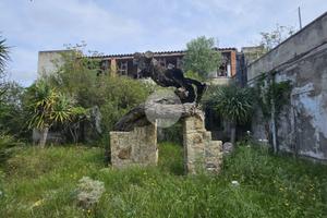 CASA INDIPENDENTE A QUARTUCCIU