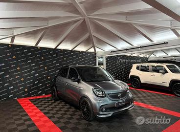 Smart forfour 70 1.0 allestimento Brabus