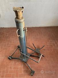 Sollevatore per manutenzione auto