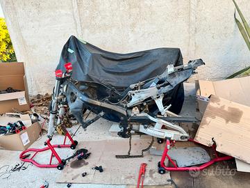 Ricambi Honda cbr 600 rr 2003 2004 pc37