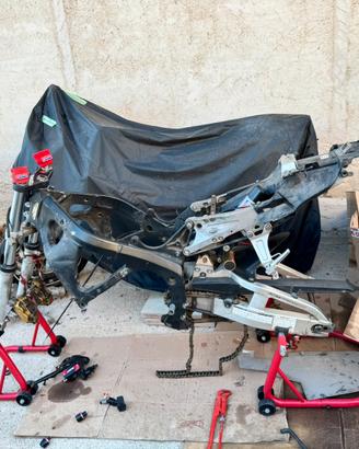 Ricambi Honda cbr 600 rr 2003 2004 pc37